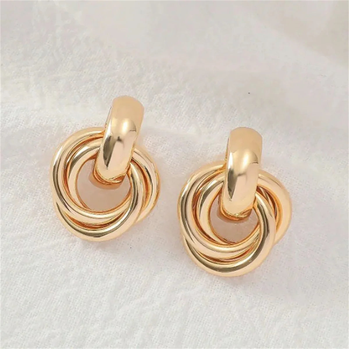 Golden Knot Hoop Earrings (2-Piece Set)